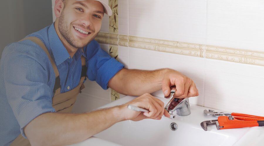 Local tankless water heater installation in Clifton Hill, MO
